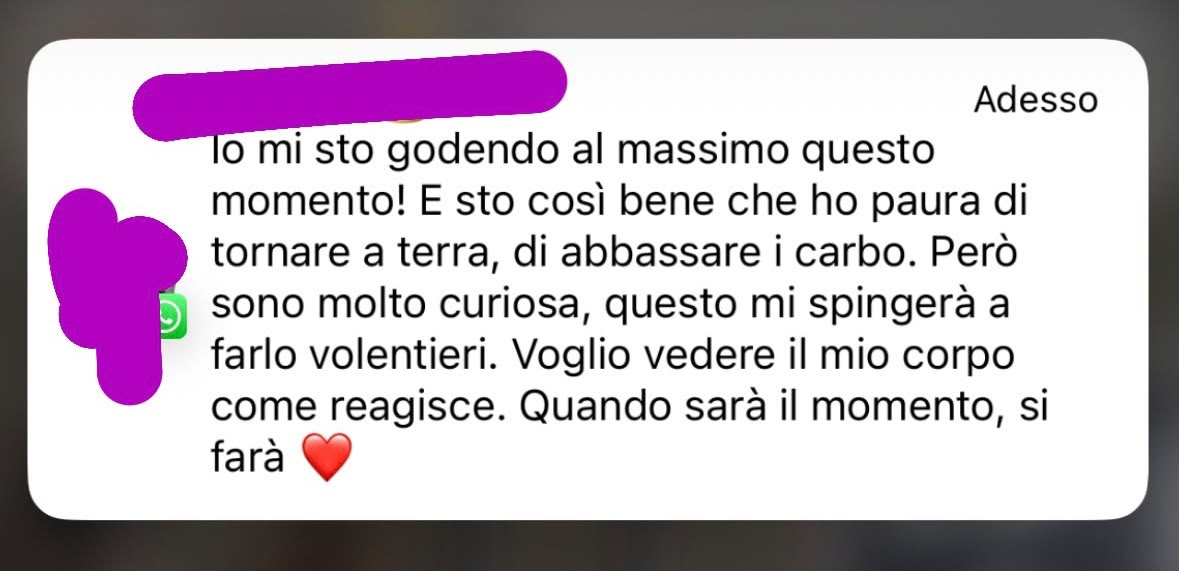 Messaggio WhatsApp di una cliente entusiasta della fase attuale