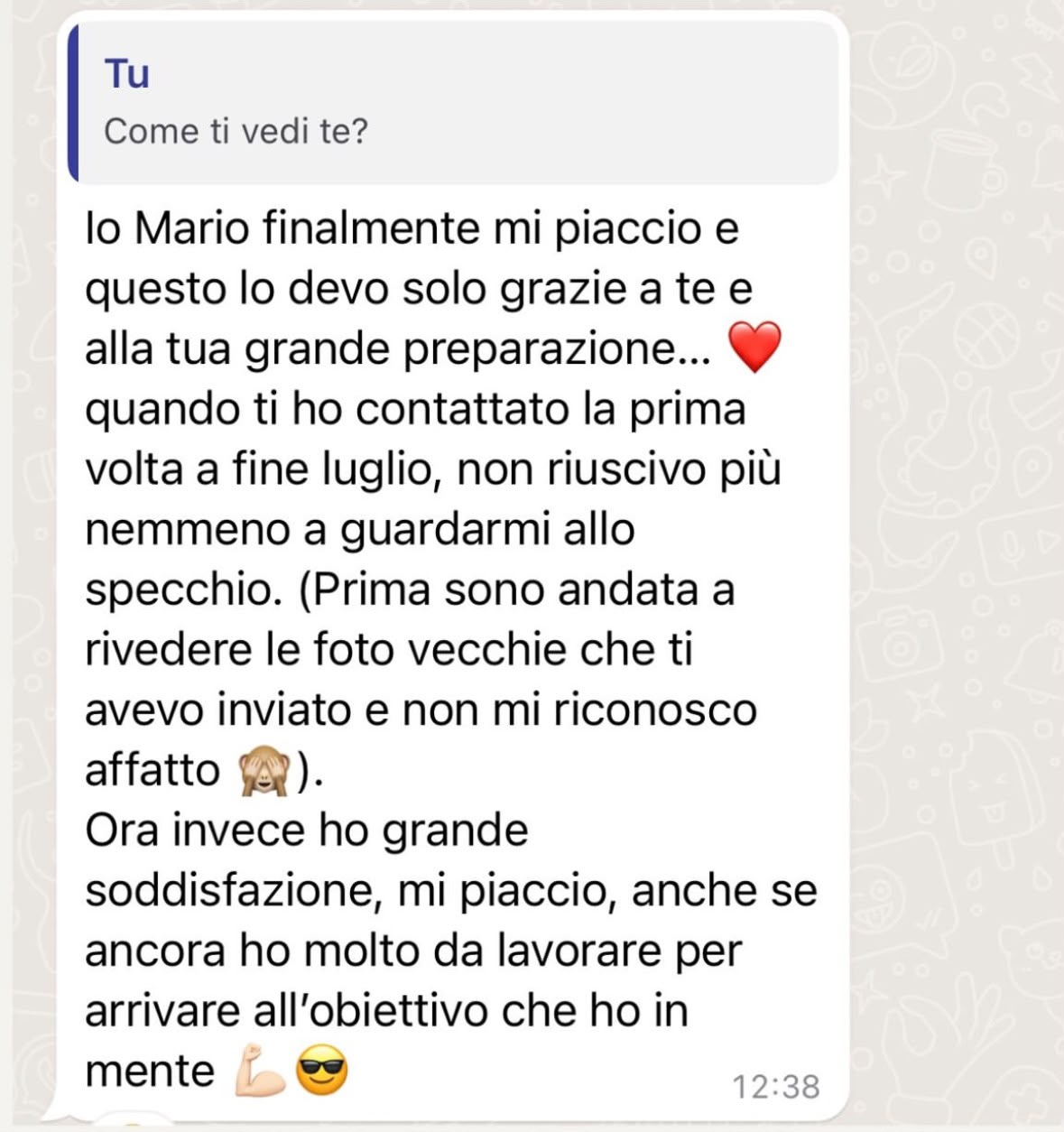 Messaggio WhatsApp di una cliente sul cambio di percezione allo specchio
